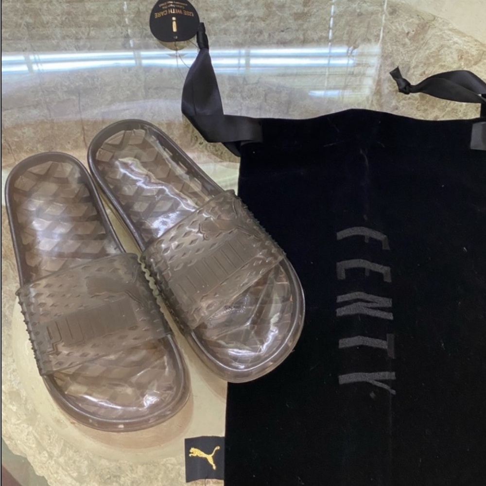 🌟 Rihanna Jelly Slides 🌟